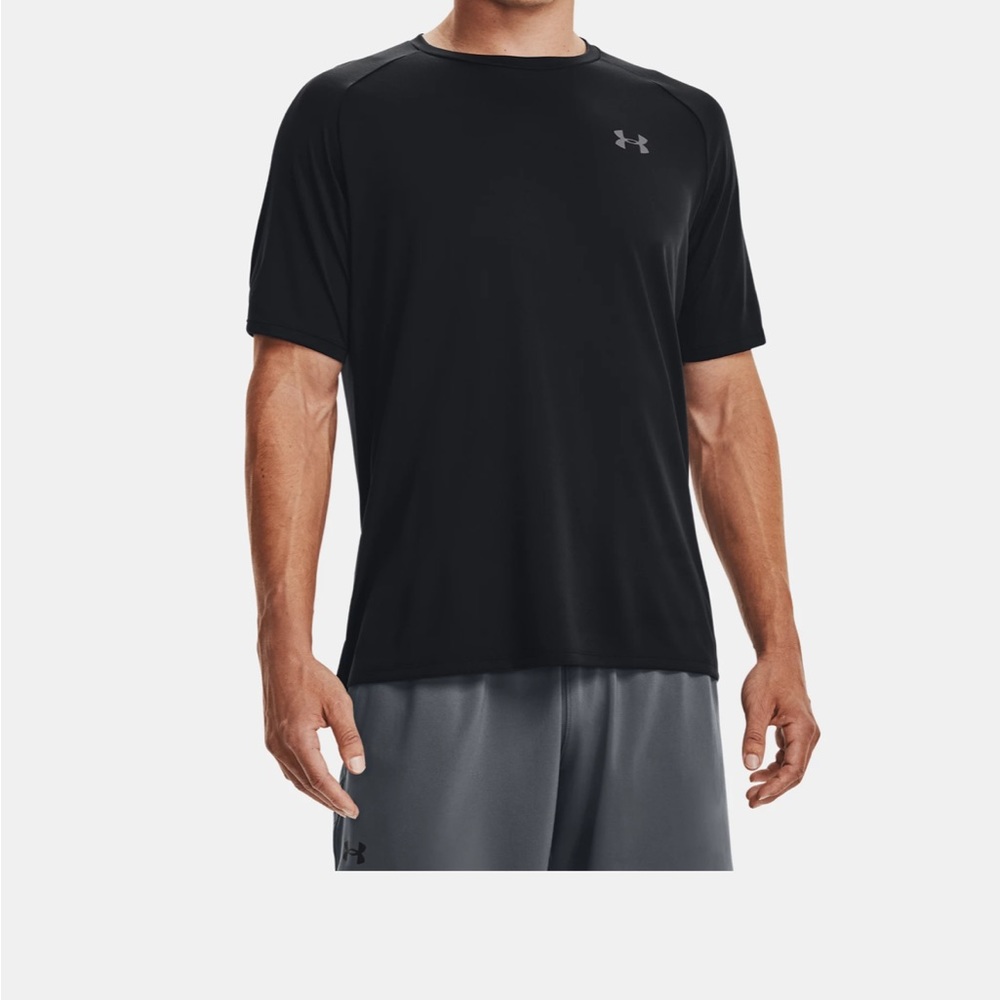 Men’s Under Armour “The Tech Tee” Size Medium
